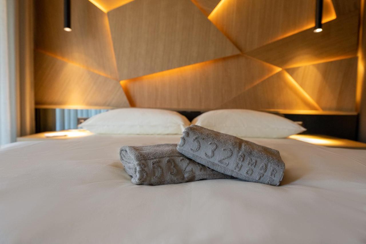6532 Smart Hotel - Self Check-In Arbedo-Castione Екстер'єр фото