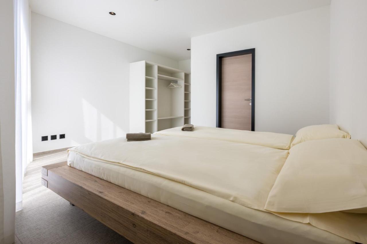 6532 Smart Hotel - Self Check-In Arbedo-Castione Екстер'єр фото